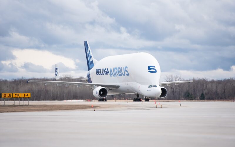 Beluga ST landing in Mirabel_GD-BelugaSTinQuebec-032024